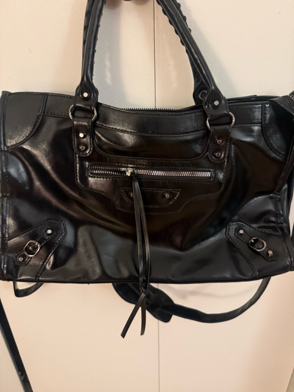 Black Women's Leather Tote Bag with Front Zip Pocket